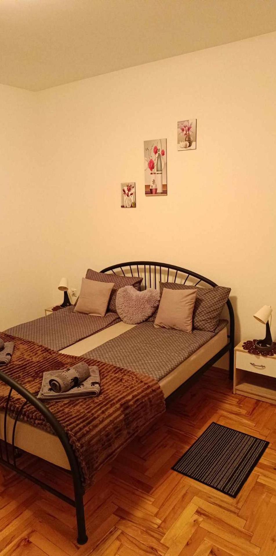 Dora Apartman 帕利克 外观 照片